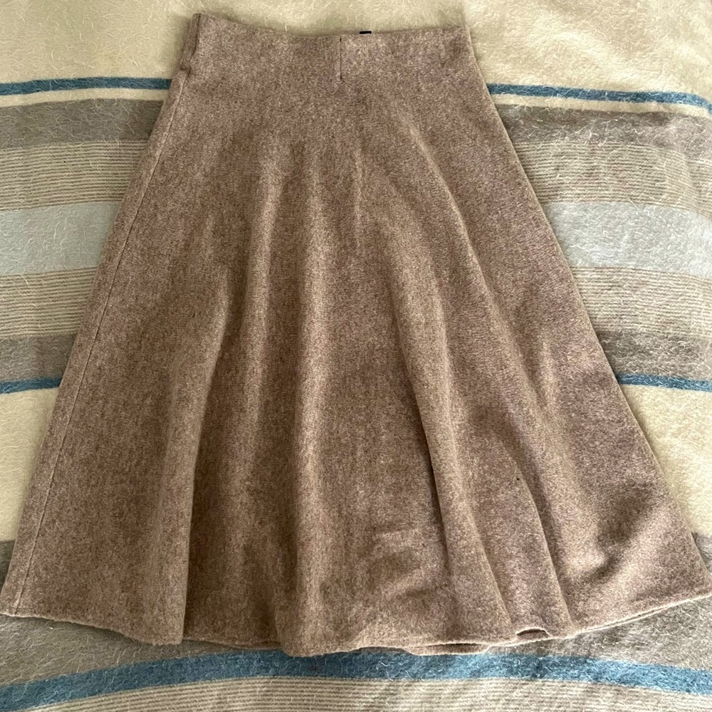 UNIQLO winter skirt